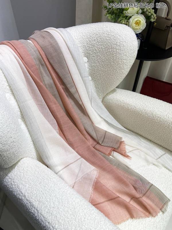 Loro Piana Scarf LPC00045 Loro Piana Scarf LPC00045